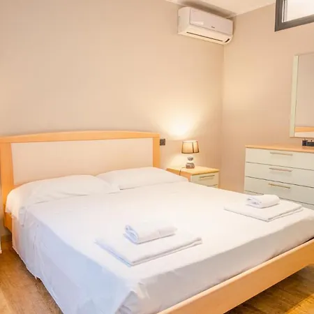 Nice Atmosphere In Casa Deborah - Italian Homing Apartment *