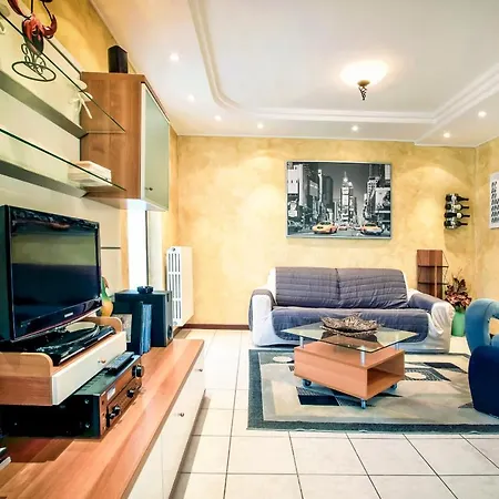 Nice Atmosphere In Casa Deborah - Italian Homing Appartement *